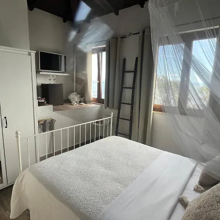 La Casa Di Nina Bed & Breakfast La Maddalena  Exterior photo